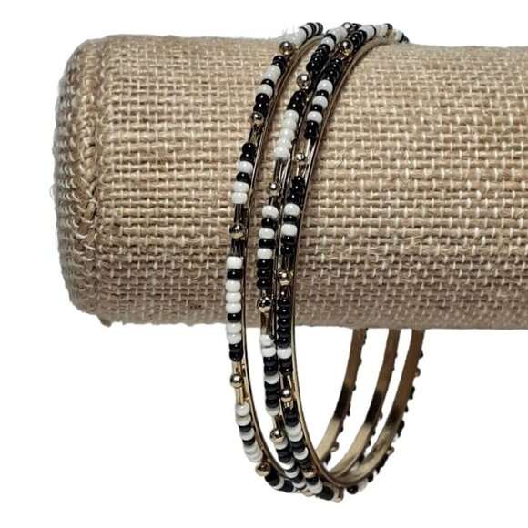 Beaded 3 Bangle Bracelets Stack Black and White over Gold-Tone Metal - Picture 5 of 5